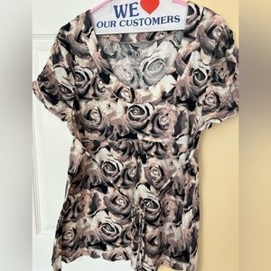 Floral maternity top